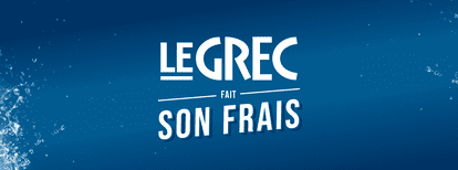 Le Grec brand logo with the slogan “Fait son frais” on a blue background with water splashes.