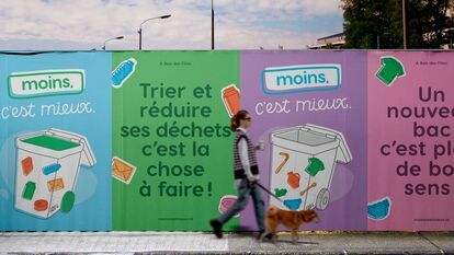 Street signage for the awareness campaign for the new waste collection measures. marketing agency grand Montreal 